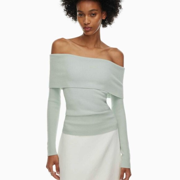 Aritzia Wilfred Croquis Off-Shoulder Sweater - Picture 2 of 8
